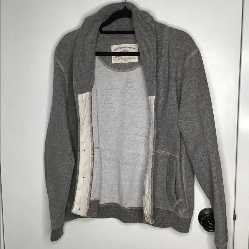 Y2K Men’s American Eagle Shawl CollarGrey Vintage Classic 1977 w/ pockets USXS - Picture 1 of 10